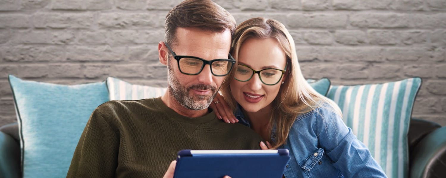 Blue Light Filtering Readers